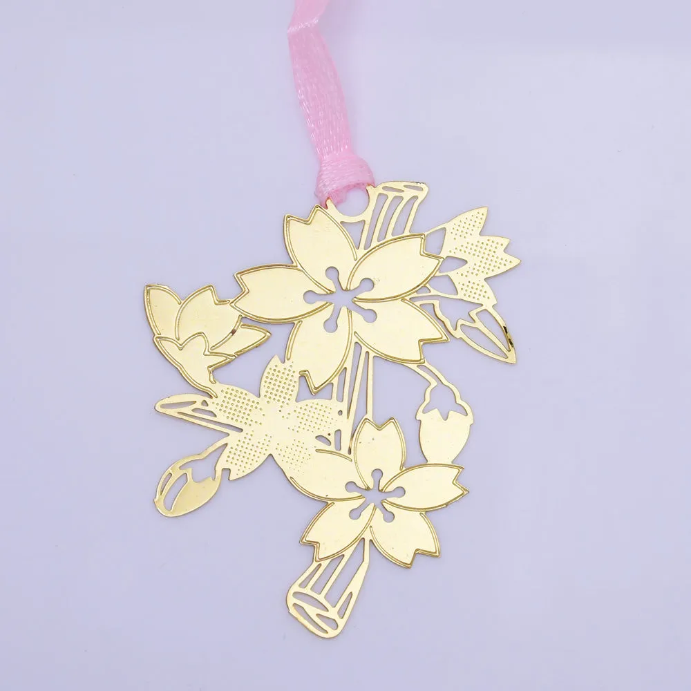 About 43*53mm Personalized Brass Bookmark Gift for Romance Readers cherry blossoms shape Bookmarks 4pcs