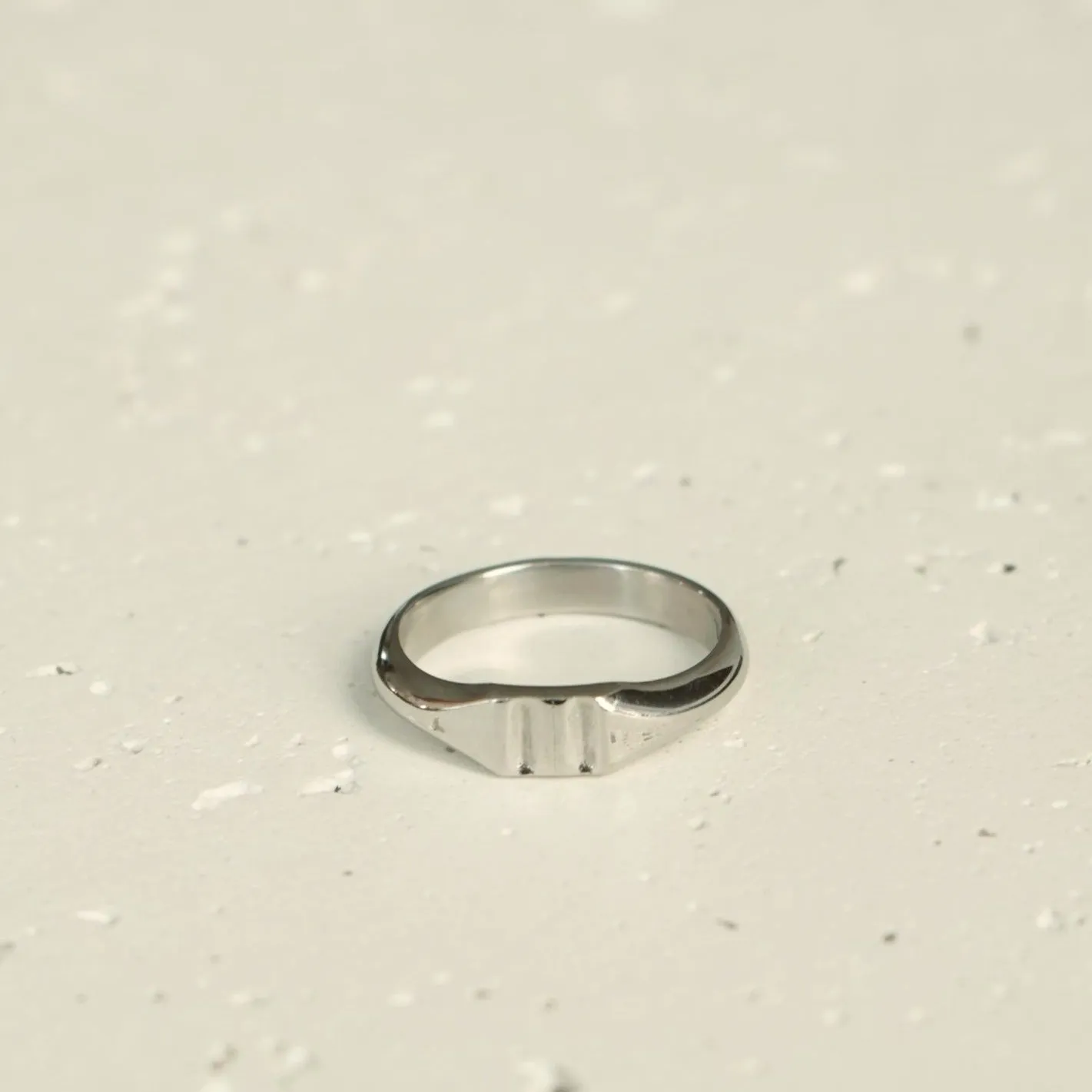 Accent Band Ring (Silver)