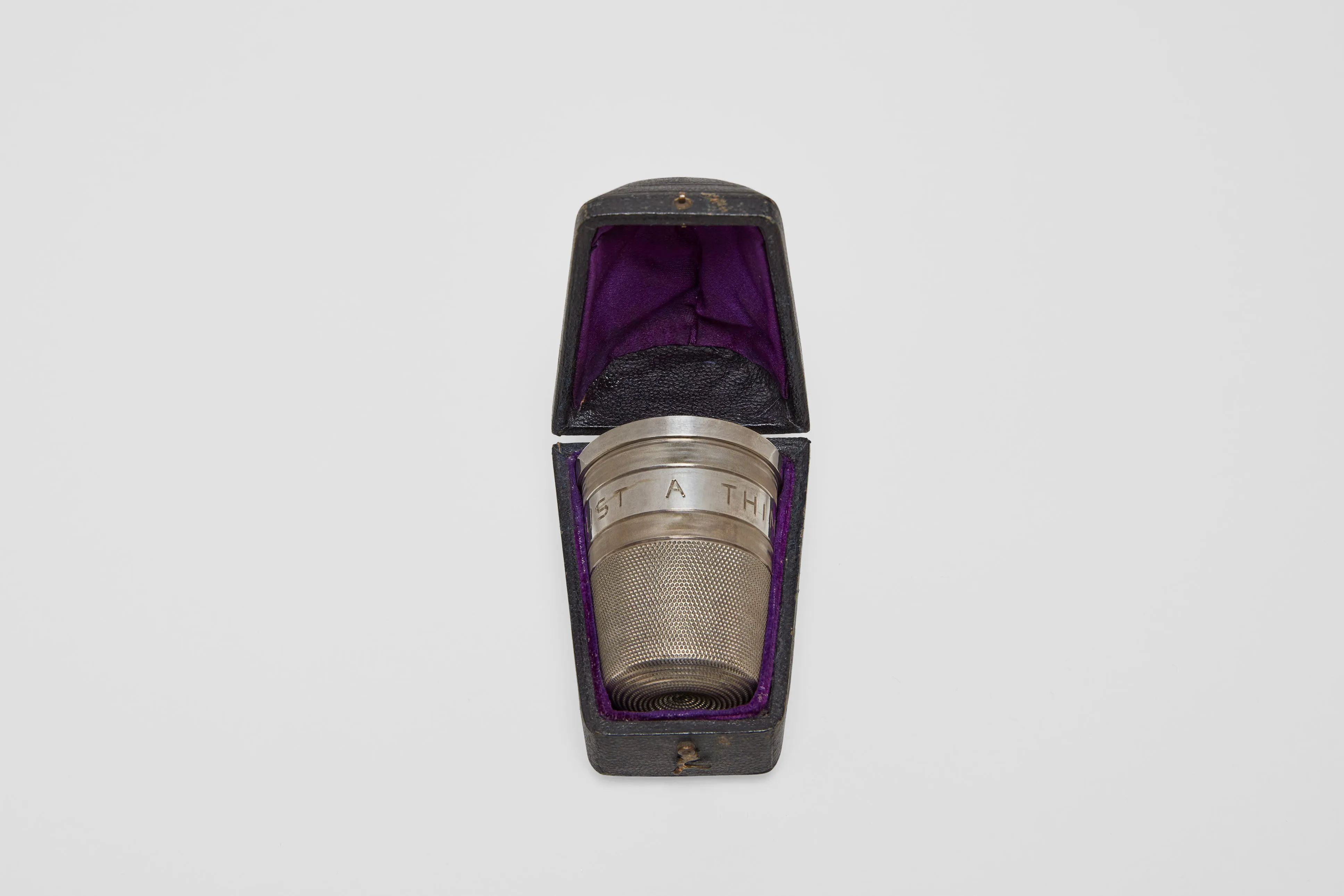 Boxed Thimble Bar Measure