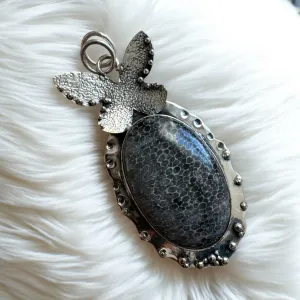 BUTTERFLY Stingray Coral Solid 925 Sterling Silver Pendant