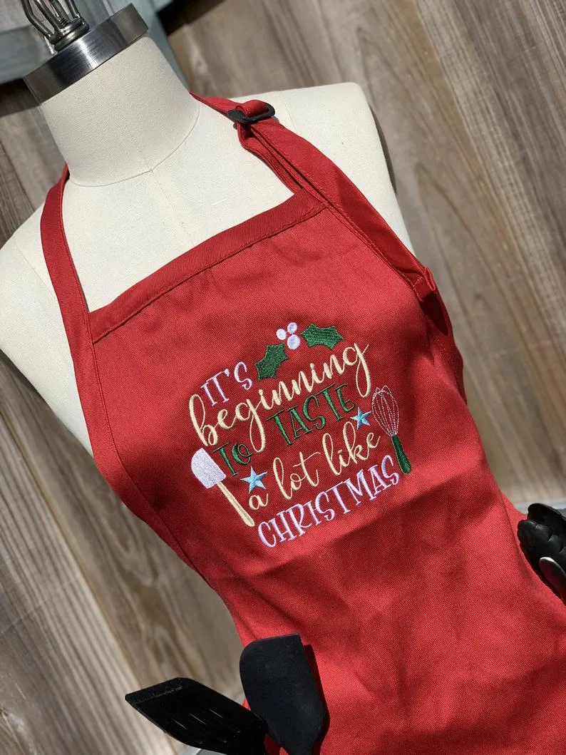 Christmas Baking Aprons - Gift Ideas