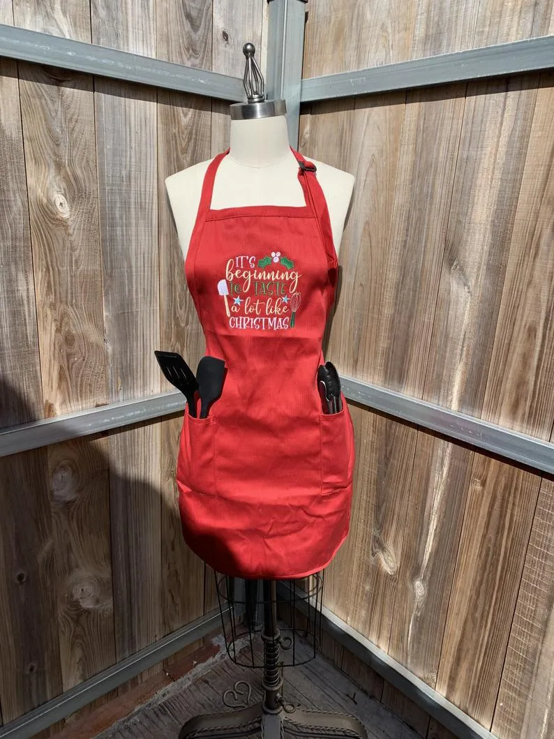 Christmas Baking Aprons - Gift Ideas
