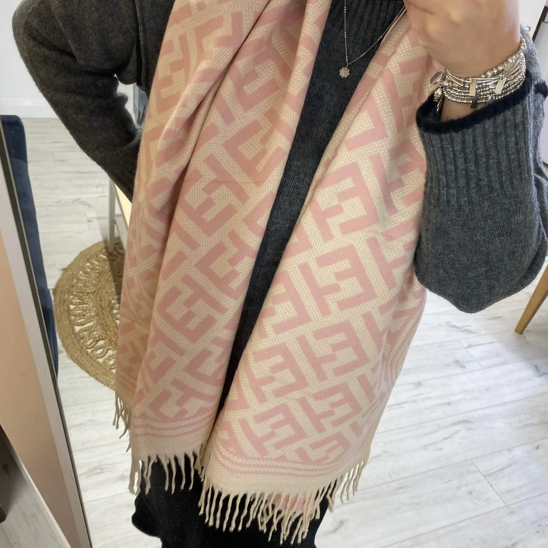 Efie Scarf - Pink Cream