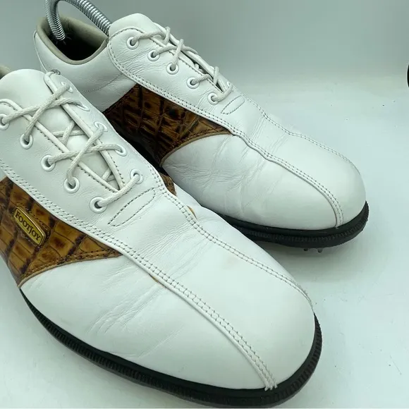 Footjoy DRYJOYS Men's 9 Croc Golf Cleats SoftSpikes 53570 White Leather OptiFlex