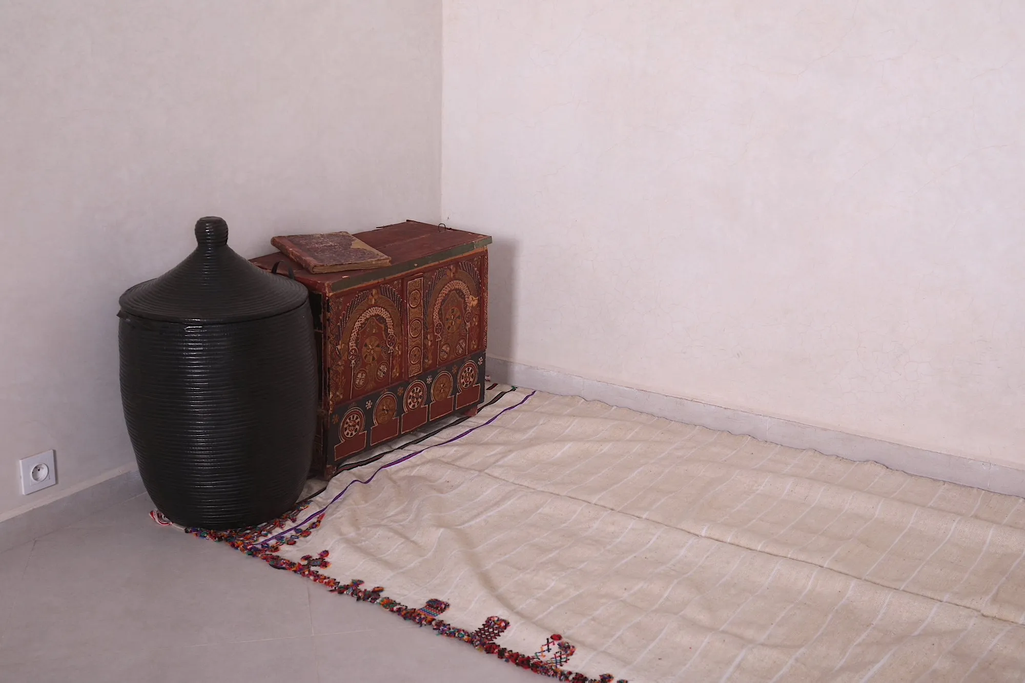 Handwoven Kilim Rug 4.5 FT X 11.1 FT – Unique Moroccan Runner
