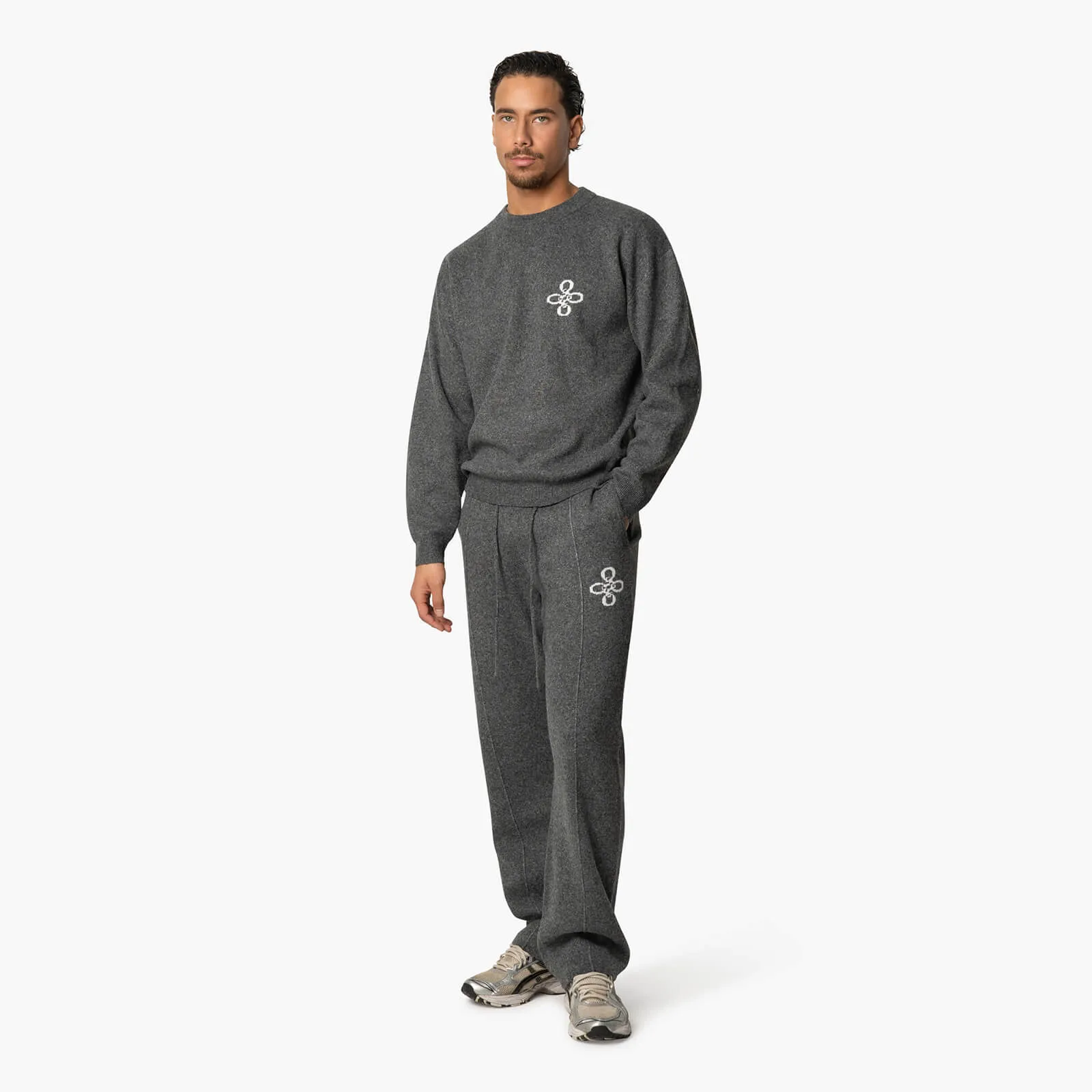 INSIGNIA KNITTED SET | DARK GREY MELEE