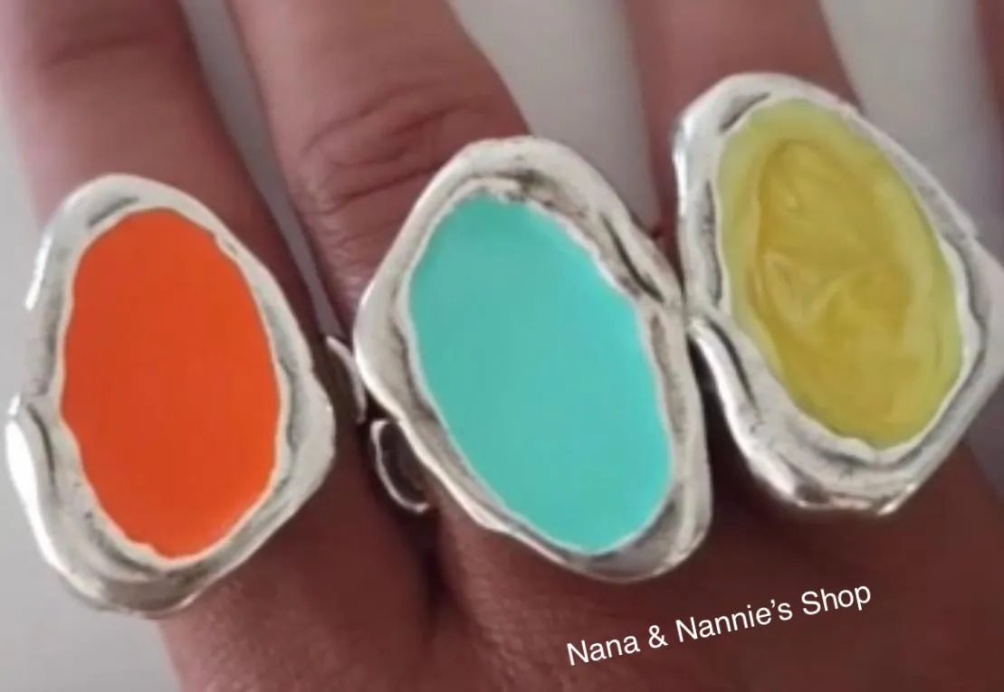 Maldita Rita ring