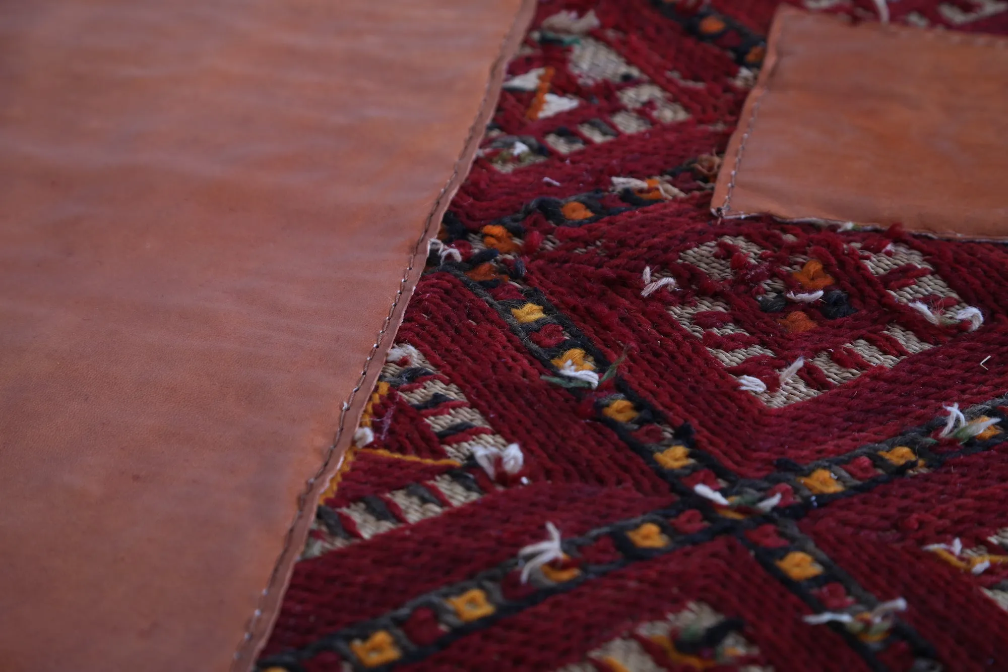 Moroccan rug 5.7 FT X 7.4 FT