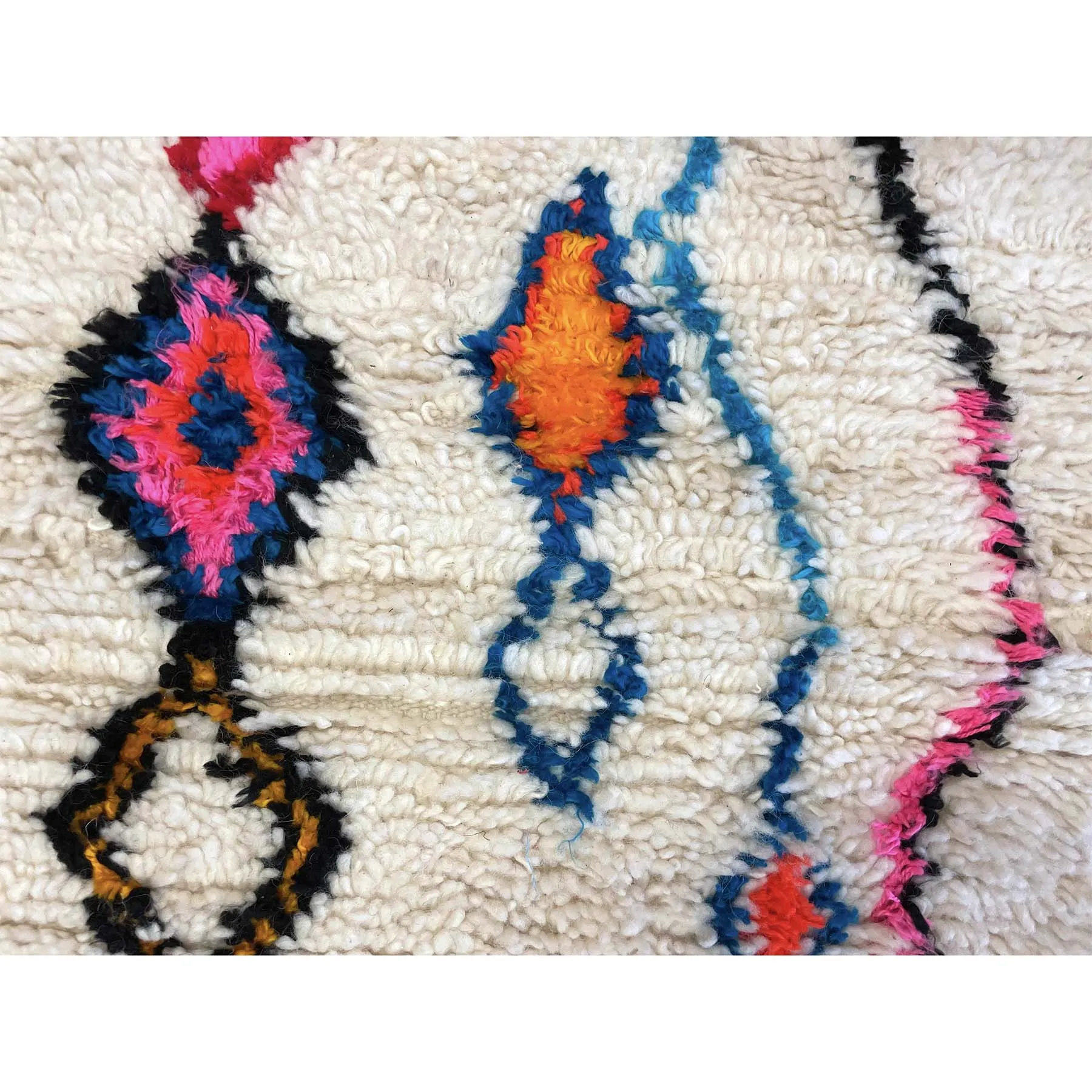 No. 685  | 3' 1" x 4' 11"