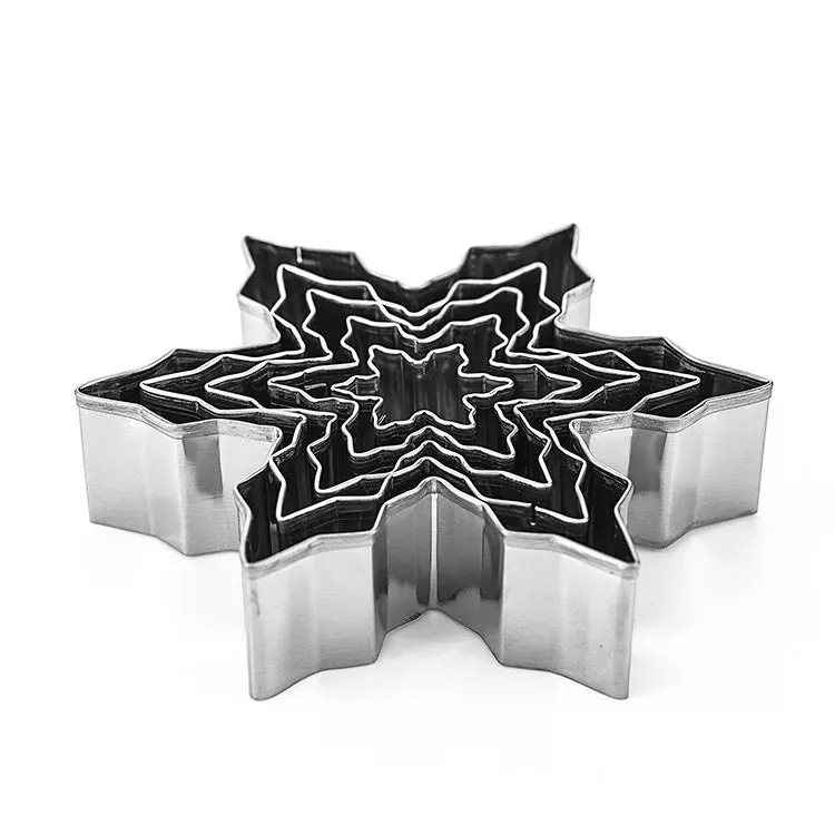 SNOWFLAKES COOKIE CUTTERS SET 5PCS