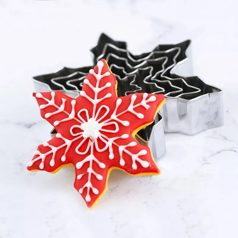 SNOWFLAKES COOKIE CUTTERS SET 5PCS