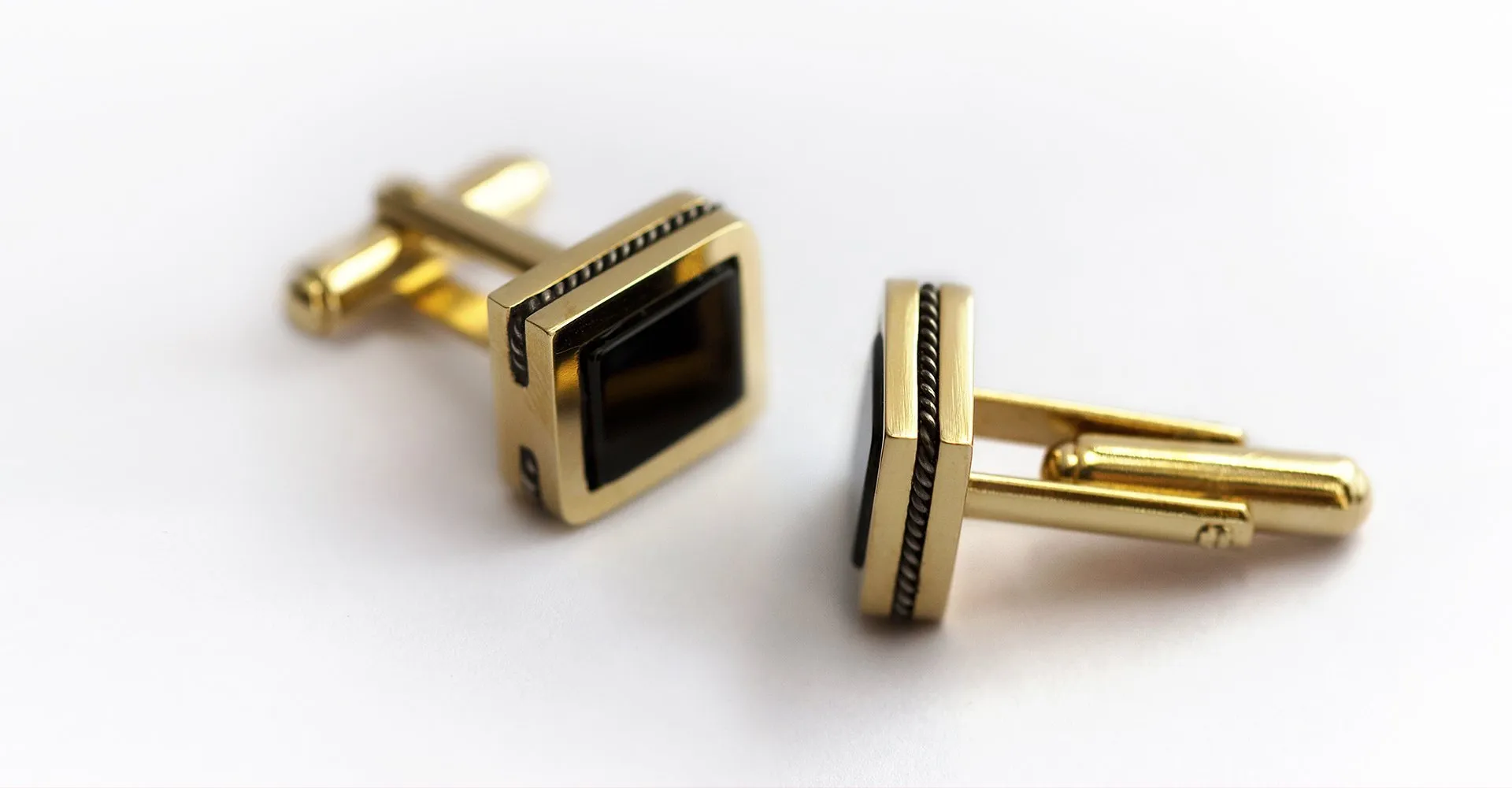 Square twins - Onyx unique cufflinks