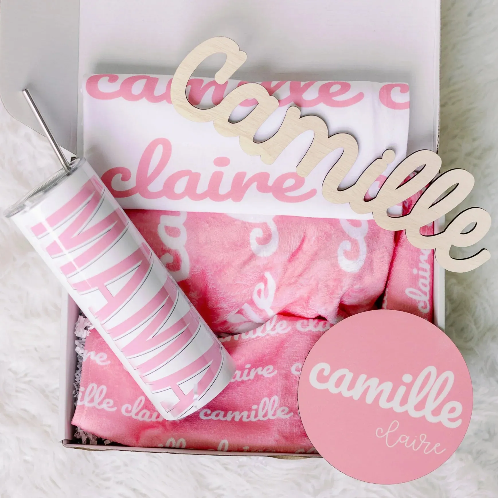 Super Deluxe Personalized Baby Blanket Gift Set