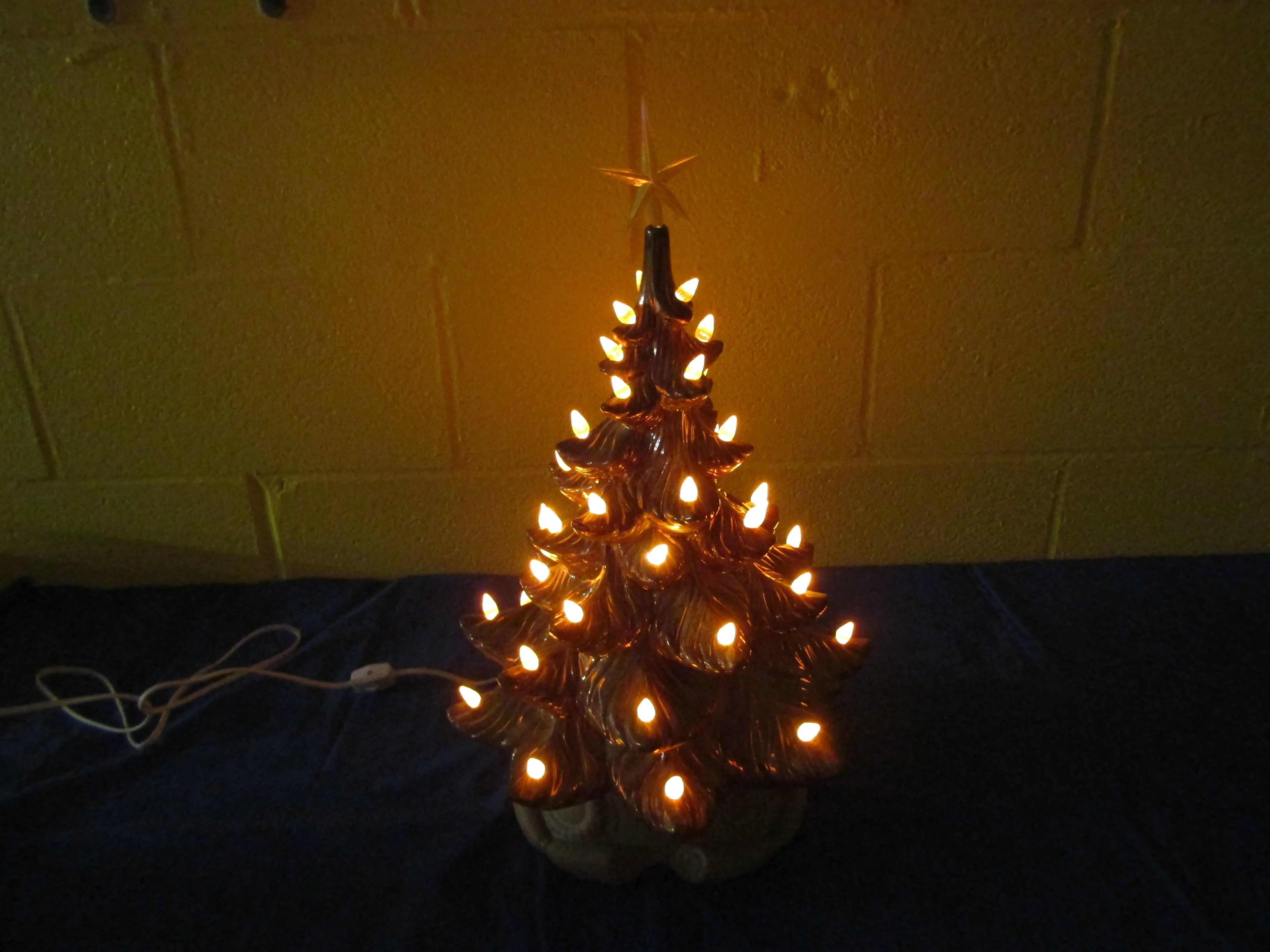 Tree - 18" Themed, Kit
